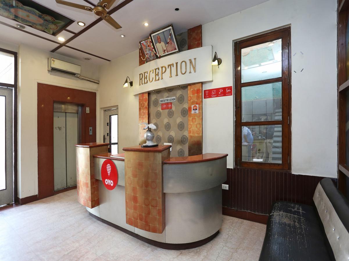 Sheel Gopal Vision Hotel Mathura Exterior foto