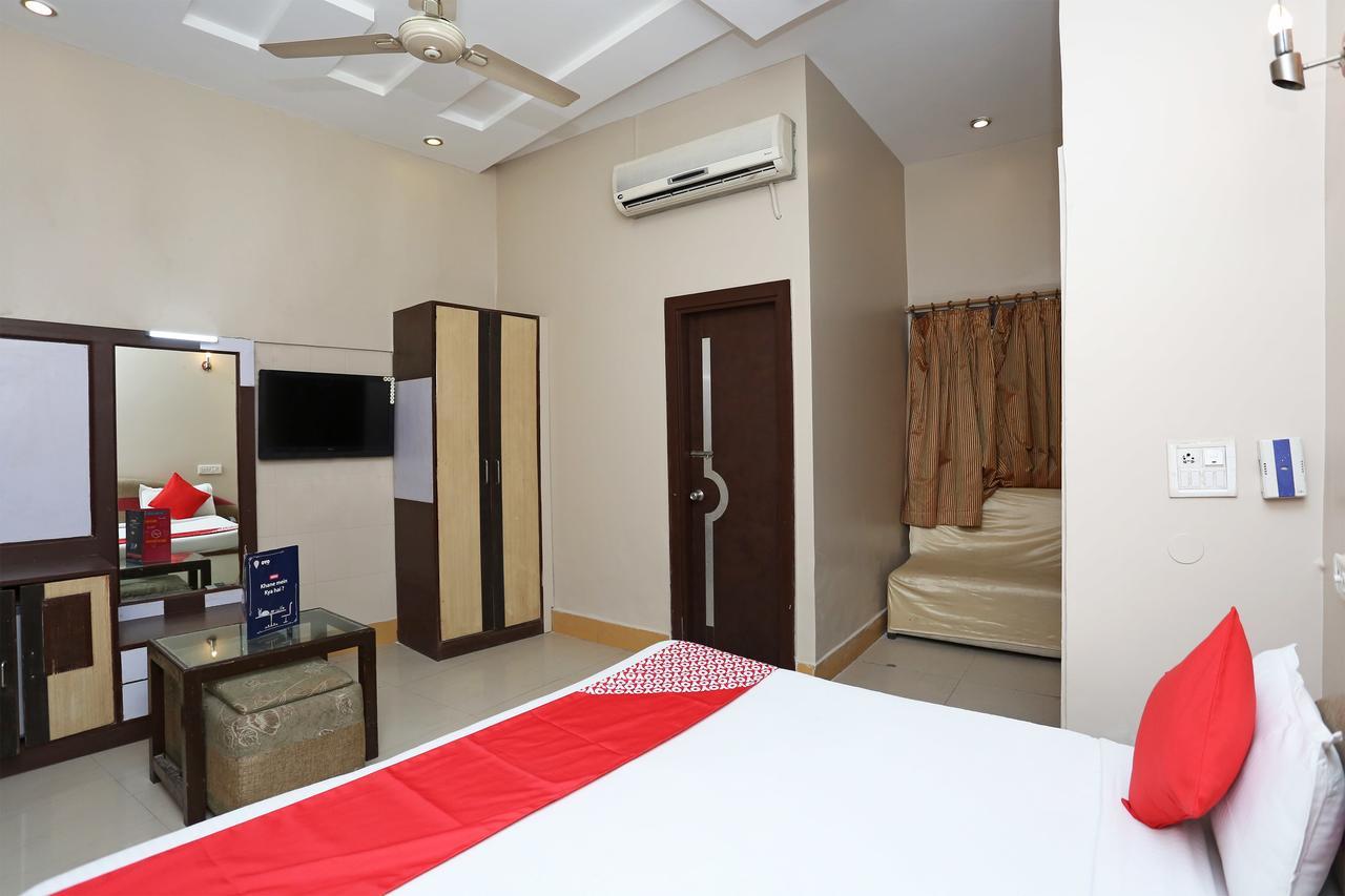 Sheel Gopal Vision Hotel Mathura Exterior foto